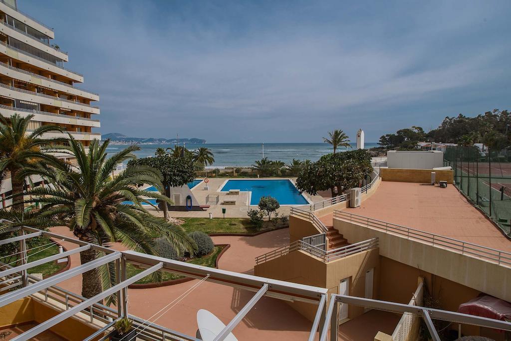 Sea Front Voramar Fibra Wifi Apartment Calpe Room photo